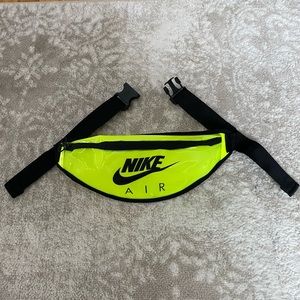 Nike Fanny Pack - Neon